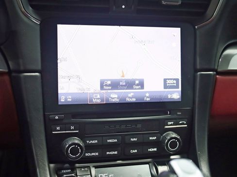 Used 2019 Porsche 911 Carrera image 18