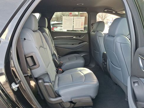 Certified 2024 Buick Enclave Essence image 26