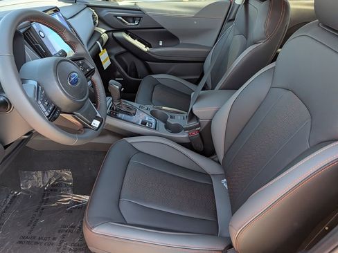 New 2025 Subaru Crosstrek 2.5i Limited w/ Popular Package #4A image 10