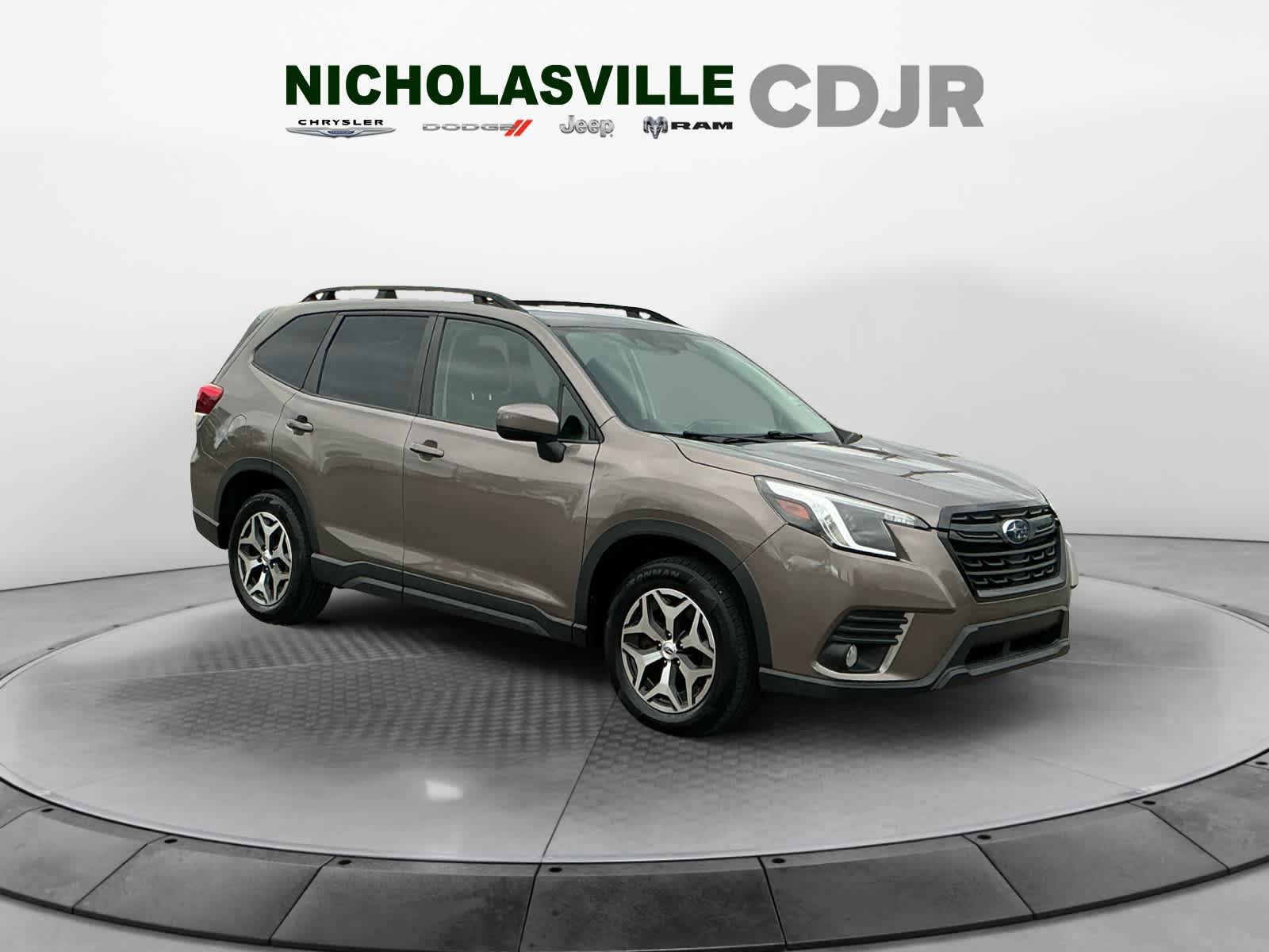 Used 2022 Subaru Forester Premium AWD/4WD image 7