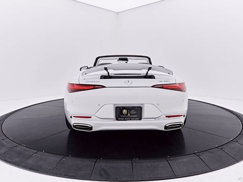 Used 2026 Mercedes-Benz Maybach SL 680 image 24