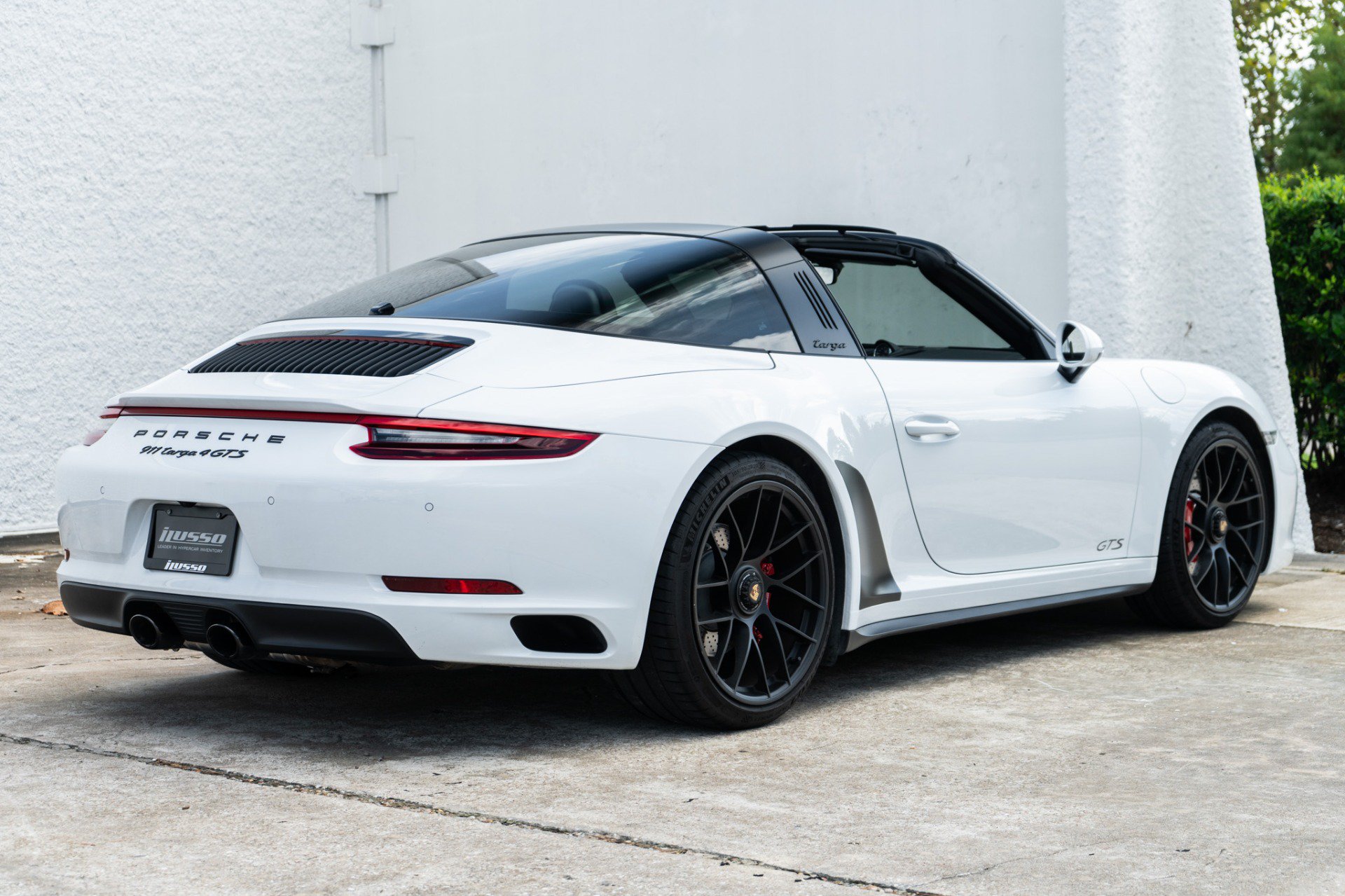 Used 2018 Porsche 911 Targa 4 GTS AWD/4WD image 4