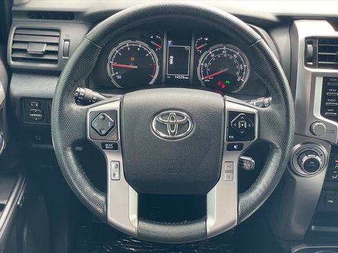 Used 2023 Toyota 4Runner Limited AWD/4WD image 12