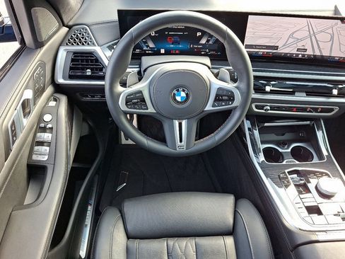 Certified 2025 BMW X7 M60i image 13
