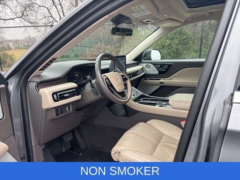 Certified 2023 Lincoln Aviator Reserve w/ Equipment Group 201A image 15