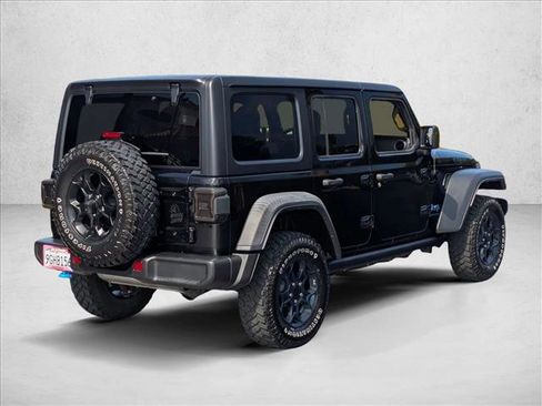 Certified 2023 Jeep Wrangler Unlimited w/ 8.4" Radio Group image 5