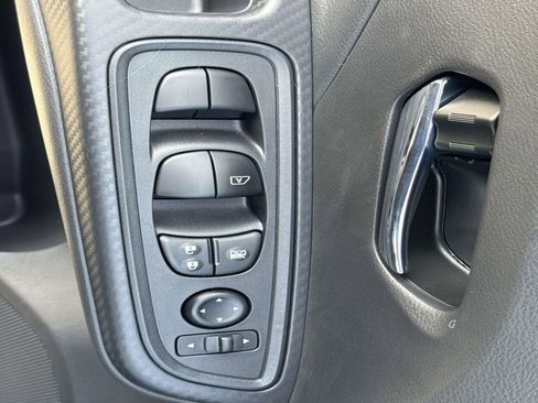 New 2025 Nissan Versa SV w/ Trunk Package image 15