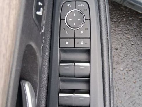 Used 2024 Toyota Grand Highlander Platinum image 10