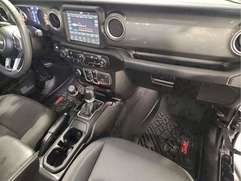 Used 2023 Jeep Gladiator Overland AWD/4WD image 28