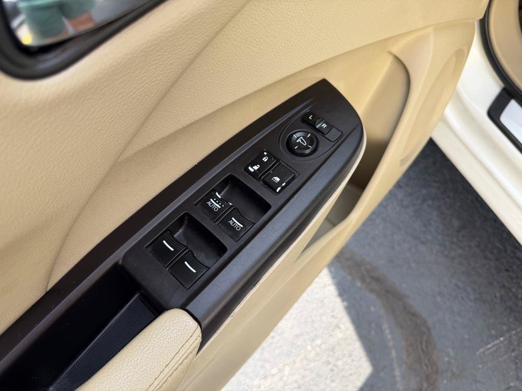 Used 2018 Acura RDX w/ AcuraWatch Plus Package FWD image 27
