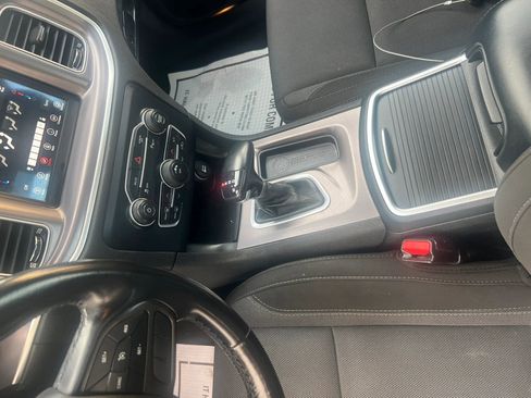 Used 2022 Dodge Charger SXT image 15