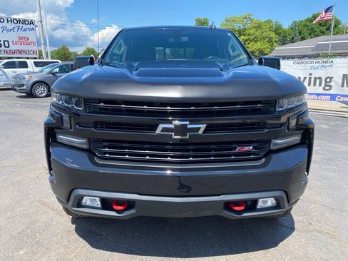 Used 2020 Chevrolet Silverado 1500 LT Trail Boss w/ Midnight Edition AWD/4WD image 8