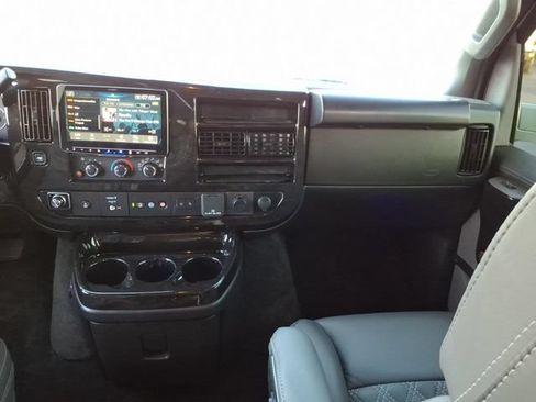 Used 2026 GMC Savana 2500 Extended w/ Driver Convenience Package RWD image 23