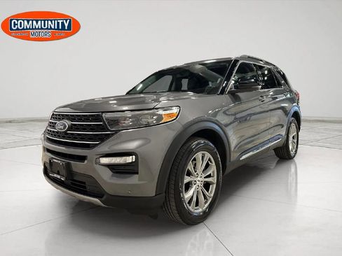 Used 2023 Ford Explorer XLT w/ Equipment Group 202A AWD/4WD image 1