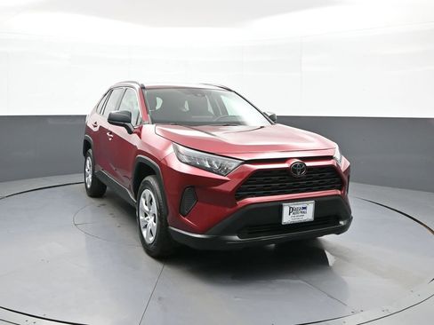 Used 2020 Toyota RAV4 LE AWD/4WD image 3