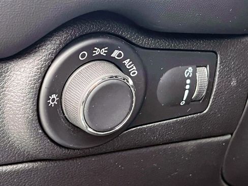 Certified 2025 Dodge Durango GT AWD/4WD image 21