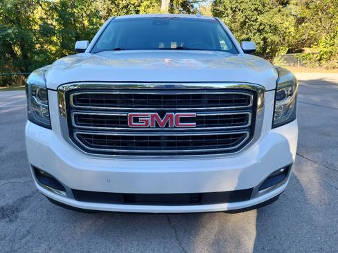 Used 2017 GMC Yukon XL SLT w/ Open Road Package image 2