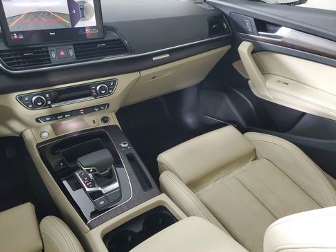 Used 2024 Audi Q5 2.0T Premium Plus image 17