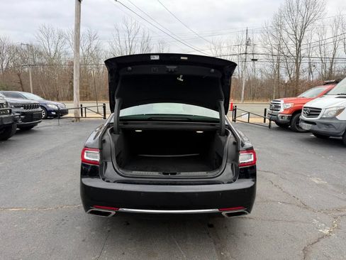 Used 2017 Lincoln Continental Select w/ Climate Package image 23