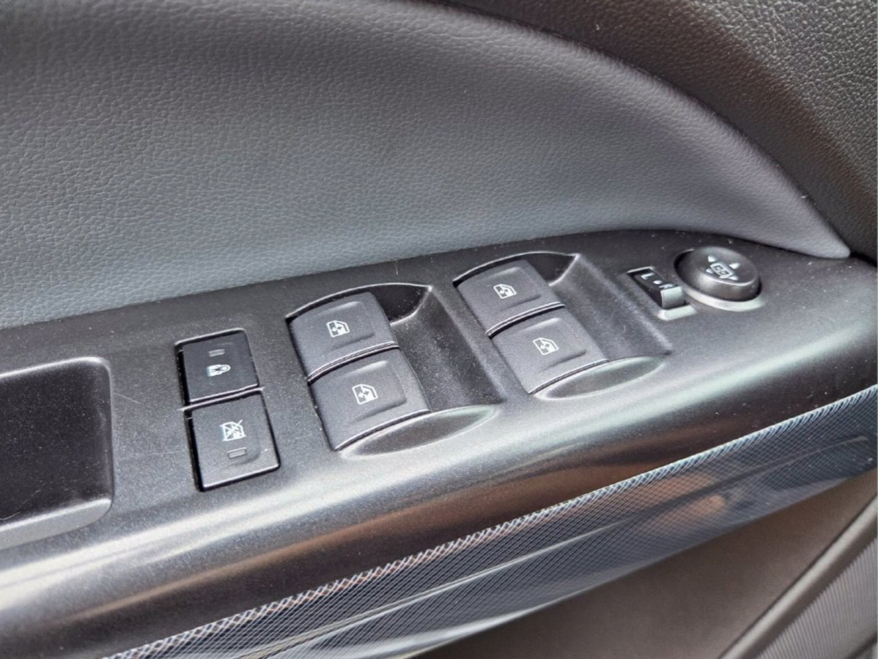 Used 2020 Chevrolet Colorado Z71 RWD image 18
