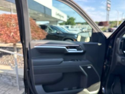 New 2026 GMC Sierra 1500 Elevation w/ Elevation Premium Package AWD/4WD image 11
