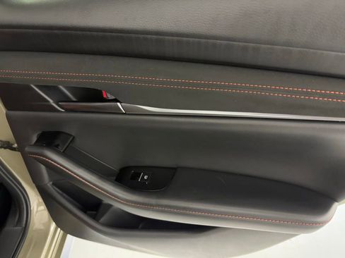 Used 2024 MAZDA MAZDA3 s image 38