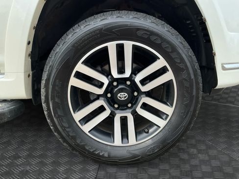 Used 2014 Toyota 4Runner Limited AWD/4WD image 14