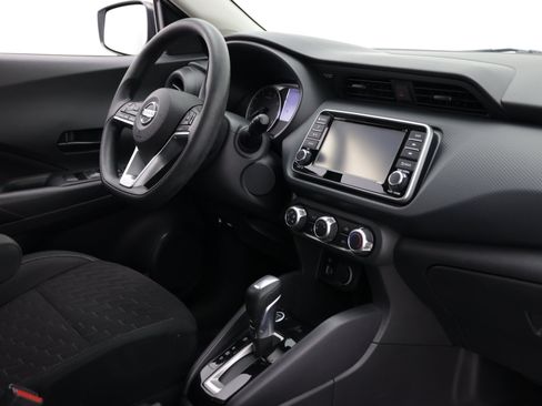 Used 2021 Nissan Kicks S FWD image 34