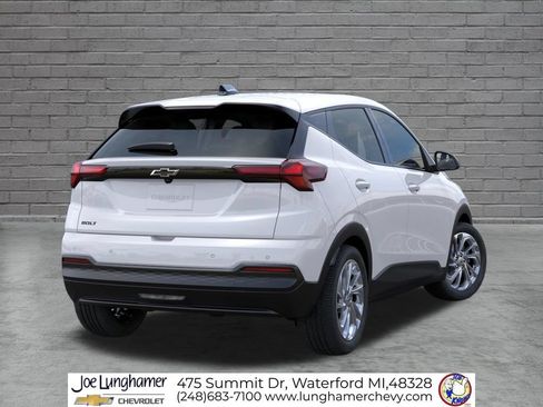 New 2027 Chevrolet Bolt LT FWD image 4