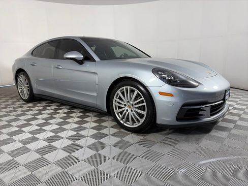 Used 2019 Porsche Panamera image 1