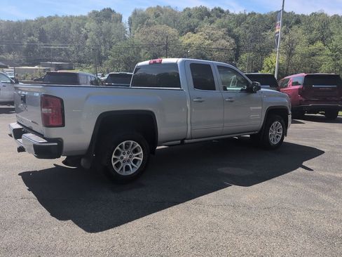 Used 2019 GMC Sierra 1500 SLE w/ SLE Value Package AWD/4WD image 14