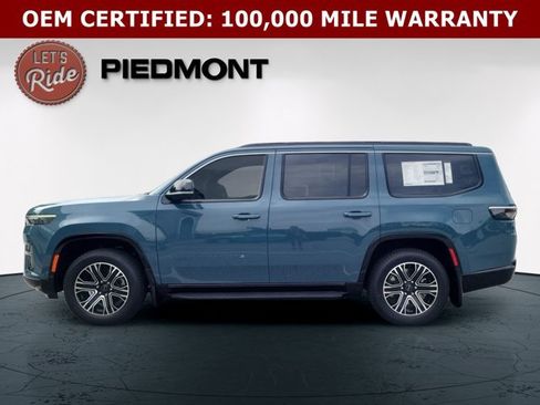 Used 2026 Jeep Grand Wagoneer 2WD w/ Premium Group I image 8