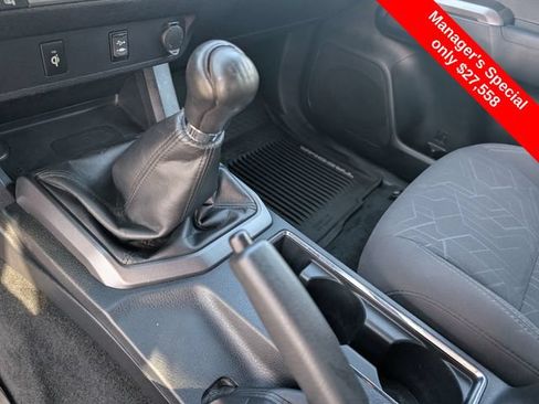 Used 2016 Toyota Tacoma TRD Sport w/ Towing Package AWD/4WD image 21