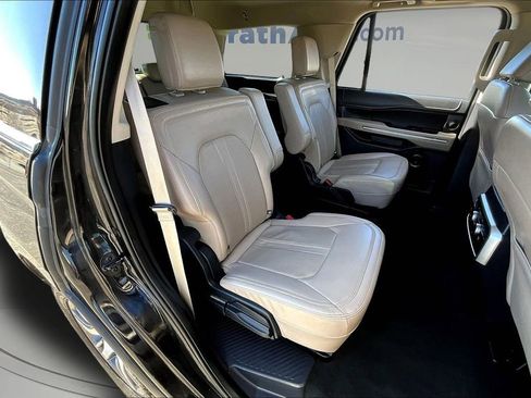 Used 2024 Ford Expedition Limited image 25