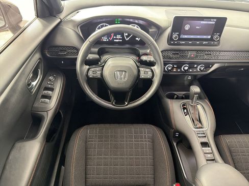 Certified 2025 Honda HR-V Sport image 26