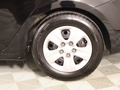Used 2017 Kia Forte LX FWD image 16