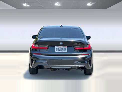 Used 2020 BMW M340i RWD image 9