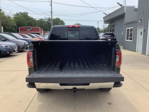 Used 2018 GMC Sierra 1500 SLT AWD/4WD image 7