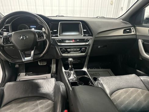 Used 2018 Hyundai Sonata Sport FWD image 12