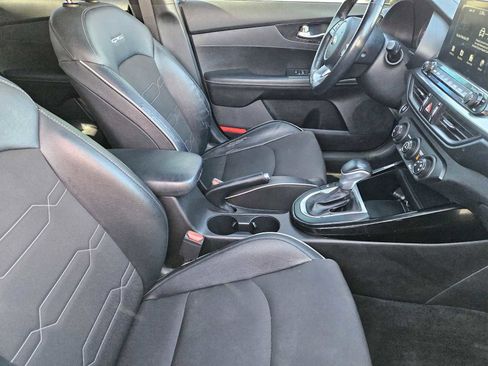 Used 2021 Kia Forte GT-Line image 14