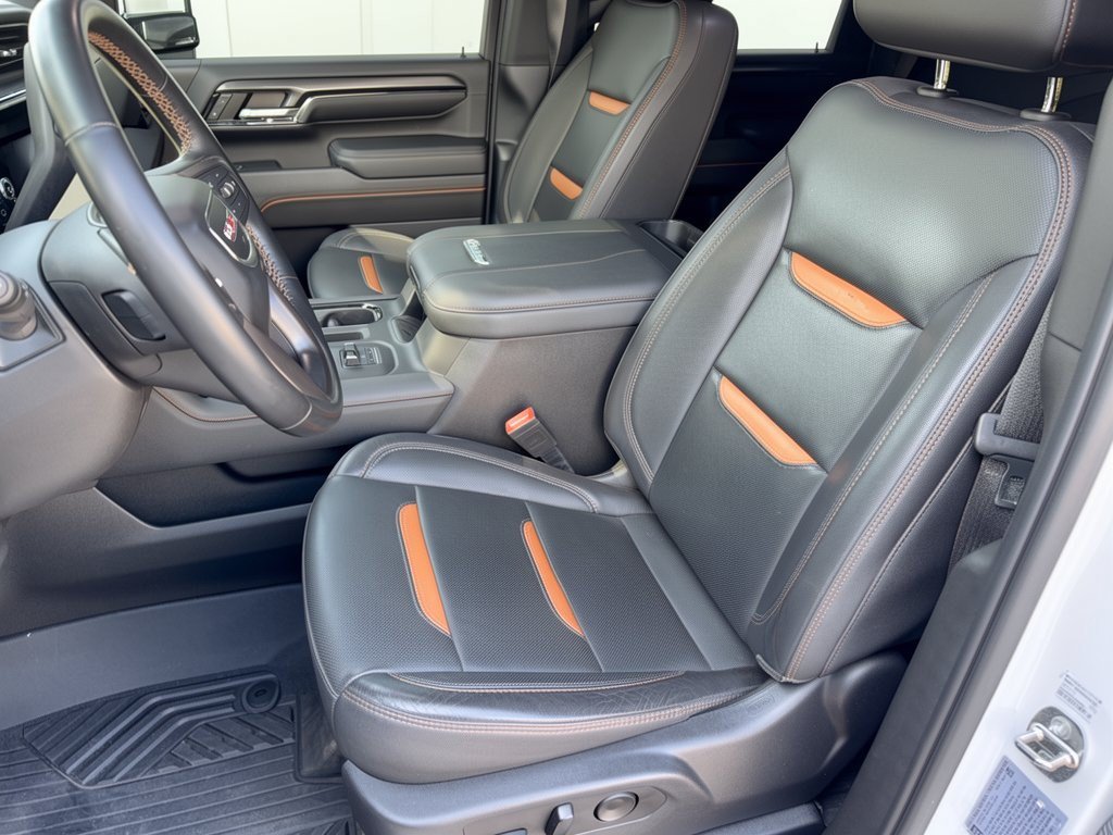 Used 2024 GMC Sierra 2500 AT4 w/ AT4 Premium Plus Package AWD/4WD image 5