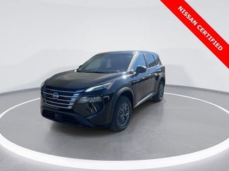 Certified 2025 Nissan Rogue S video 4