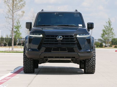 Used 2025 Lexus GX 550 AWD/4WD image 3