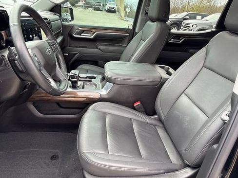 Used 2025 Chevrolet Silverado 1500 RST w/ RST All Star Premium Package image 9