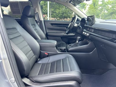 Used 2025 Honda CR-V EX-L image 31
