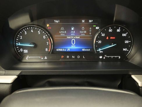 Used 2023 Ford Explorer XLT w/ Equipment Group 202A image 19