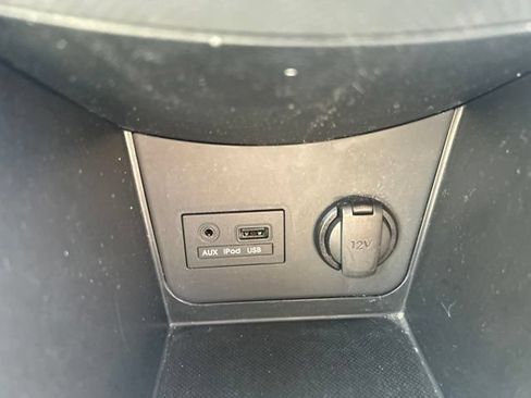 Used 2013 Hyundai Accent GLS FWD image 22