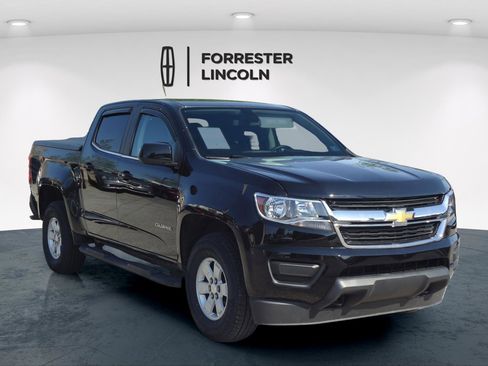 Used 2019 Chevrolet Colorado W/T w/ WT Convenience Package AWD/4WD image 1