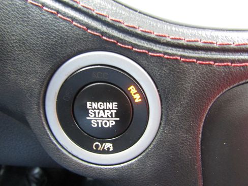 Used 2019 Dodge Charger Scat Pack w/ Technology Group image 26