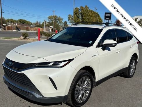 Used 2021 Toyota Venza Limited image 1